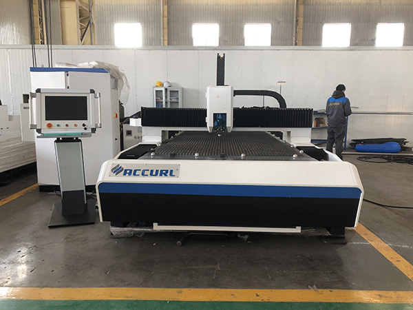 Rustfritt stål 6 mm CNC Fiber Laser Cutting Machine